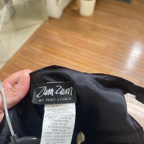 90s Zum Zum by Niki Livas velvet corset-look gown — black bodice tulle skirt - Picture 9 of 13